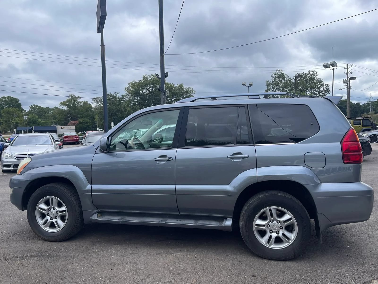 Used 2004 Lexus GX 470 AWD/4WD image 4