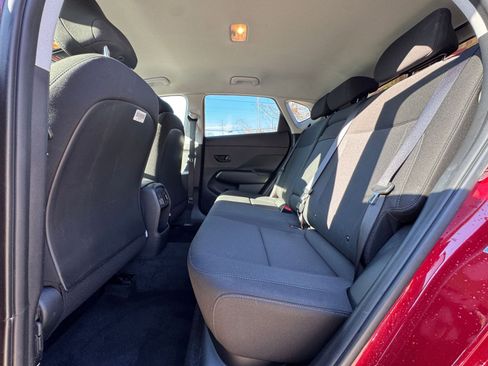 Used 2025 Hyundai Kona SEL image 21