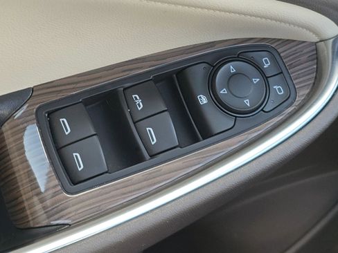 Used 2024 Chevrolet Malibu LT image 13