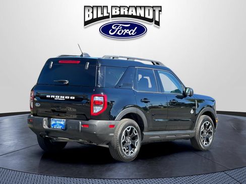 Used 2025 Ford Bronco Sport Outer Banks w/ Outer Banks Tech Package+ AWD/4WD image 3