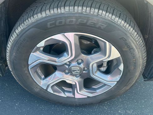 Used 2017 Honda CR-V EX image 9