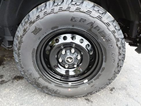 New 2025 Ford Bronco Big Bend w/ Free Wheeling Package image 16