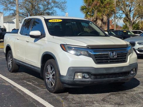 Used 2017 Honda Ridgeline RTS image 3