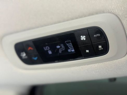 Used 2017 Chrysler Pacifica Touring Plus w/ Security Group FWD image 25