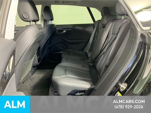 Used 2023 Audi Q8 Premium Plus image 27