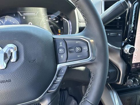 New 2026 RAM 2500 Laramie AWD/4WD image 42