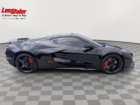 Used 2025 Chevrolet Corvette E-Ray w/ Stealth Interior Trim Package AWD/4WD image 6