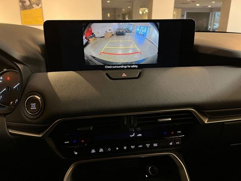 Used 2025 MAZDA CX-90 3.3 Turbo w/ Preferred Package image 17