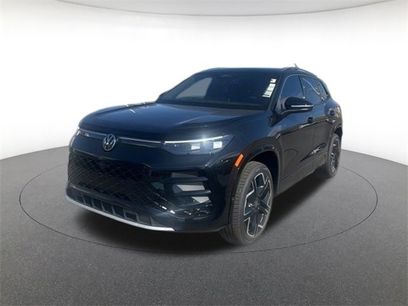 New 2025 Volkswagen Tiguan SEL R-Line