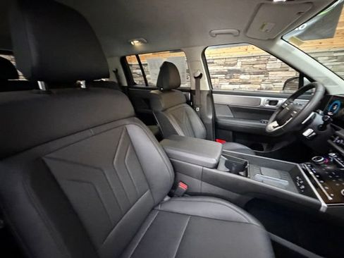 Used 2026 Hyundai Santa Fe SEL AWD/4WD image 17