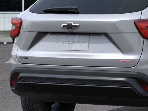 New 2026 Chevrolet Trax RS w/ Driver Confidence Package FWD image 14