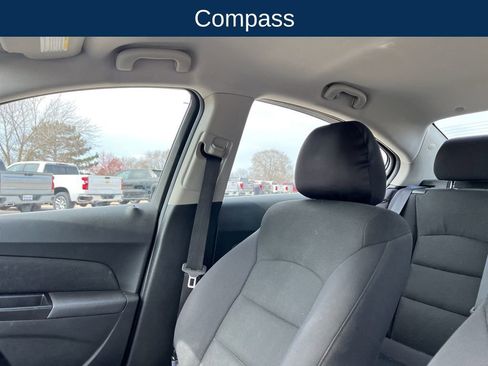 Used 2012 Chevrolet Cruze Eco image 25