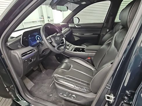 Used 2024 Hyundai Palisade Calligraphy image 11