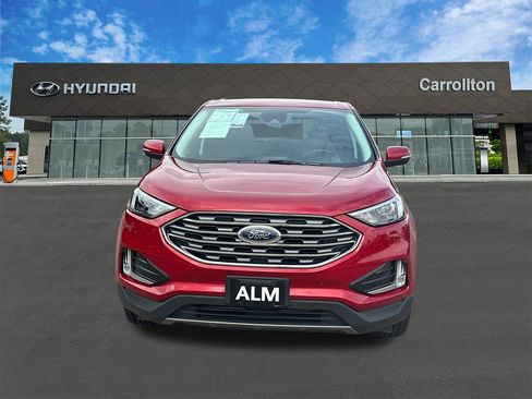 Used 2024 Ford Edge Titanium image 2