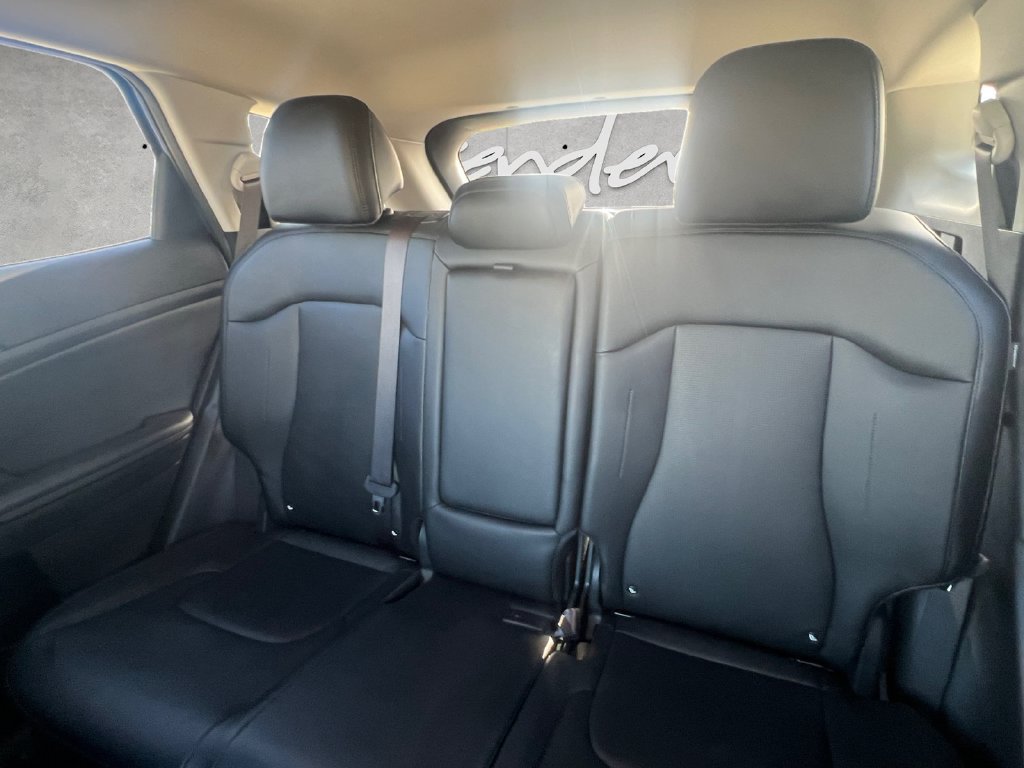 Used 2026 Kia Sportage EX FWD image 22