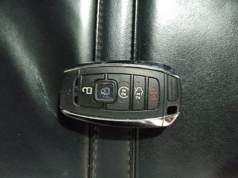 Used 2018 Lincoln MKZ Select w/ Select Plus Package image 32