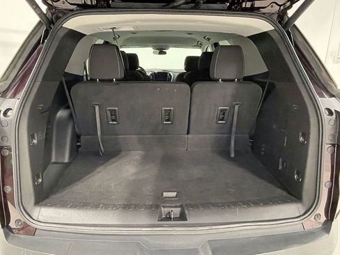 Used 2021 Chevrolet Traverse LT AWD/4WD image 5