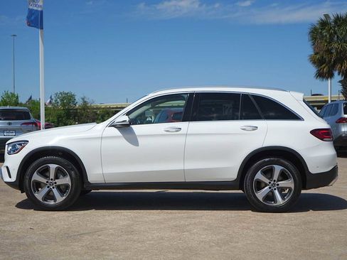 Used 2022 Mercedes-Benz GLC 300 image 3