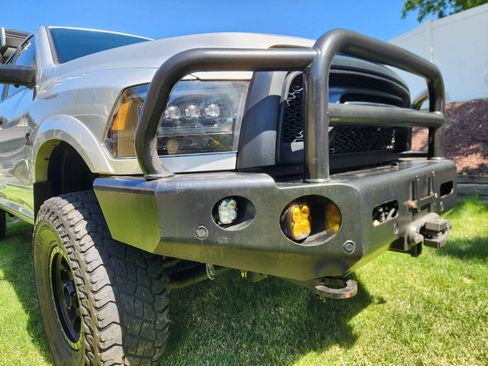 Used 2017 RAM 2500 Laramie AWD/4WD image 5