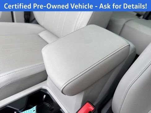 Certified 2022 Volkswagen Tiguan SE R-Line AWD/4WD image 16