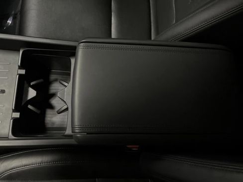 Used 2025 Hyundai Santa Fe Limited image 23