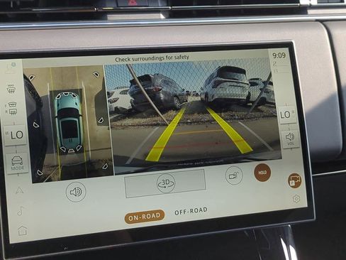 New 2025 Land Rover Range Rover Sport Dynamic SE image 29