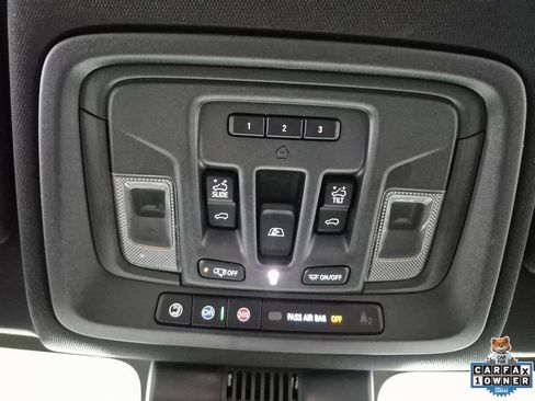 Certified 2025 Chevrolet Silverado 1500 ZR2 w/ Dark Appearance Package AWD/4WD image 23