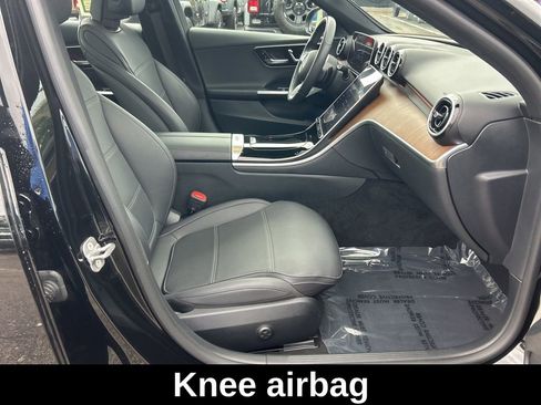Used 2025 Mercedes-Benz C 300 4MATIC Sedan image 23