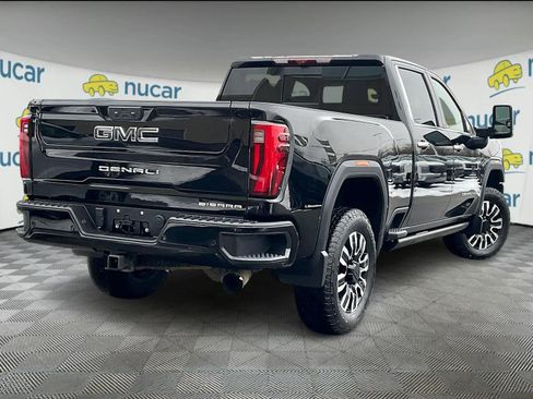 Used 2024 GMC Sierra 2500 Denali Ultimate image 6