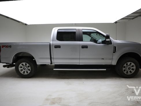 Used 2020 Ford F250 XL w/ STX Appearance Package image 5