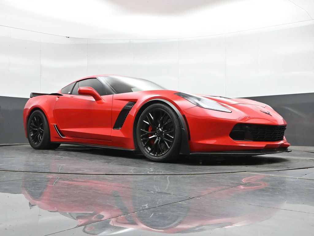 Used 2016 Chevrolet Corvette Z06 w/ 2LZ Preferred Equipment Group RWD image 46