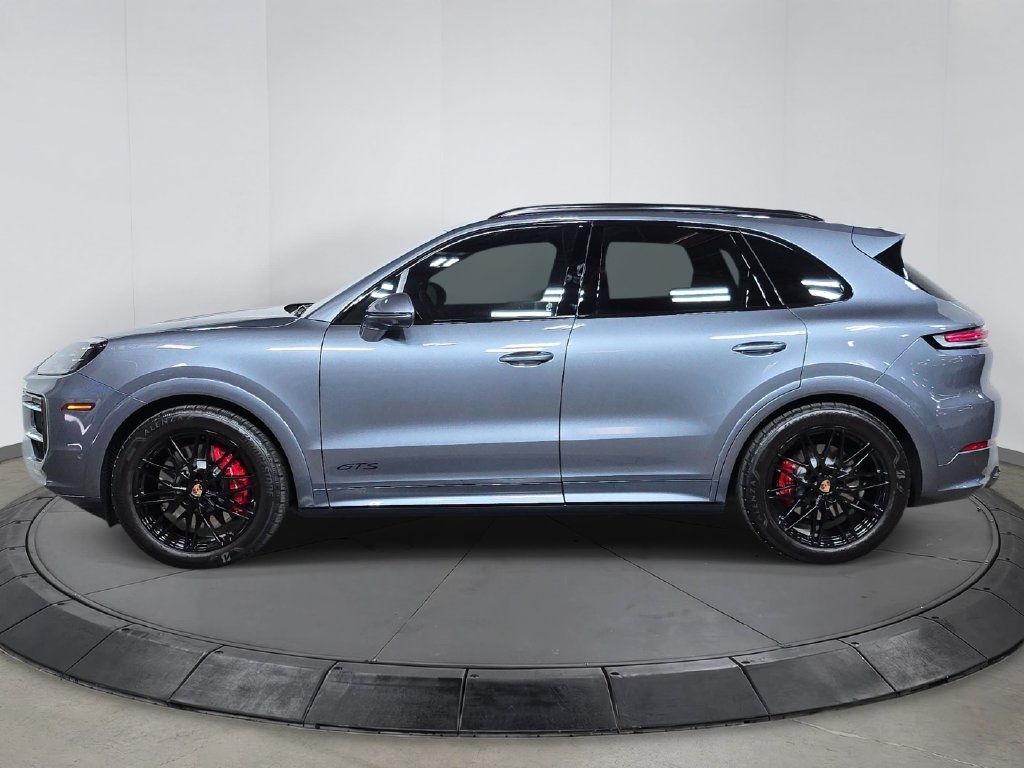 Certified 2026 Porsche Cayenne GTS AWD/4WD image 2