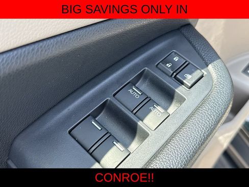 Used 2016 Honda Pilot Touring image 13