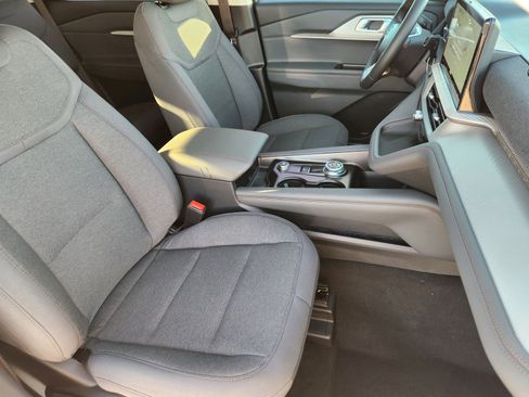 New 2026 Ford Explorer Active image 14