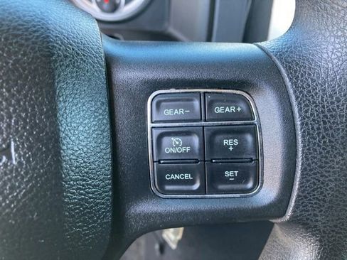 Used 2017 RAM 1500 Classic SLT AWD/4WD image 17