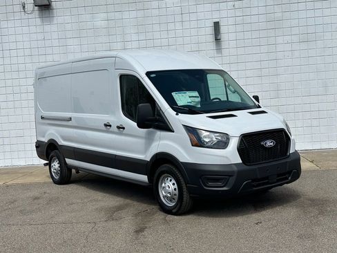 New 2026 Ford Transit 350 148 Medium Roof AWD w/ Load Area Protection Package image 28