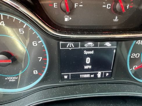 Used 2016 Chevrolet Cruze LT w/ Convenience Package FWD image 9