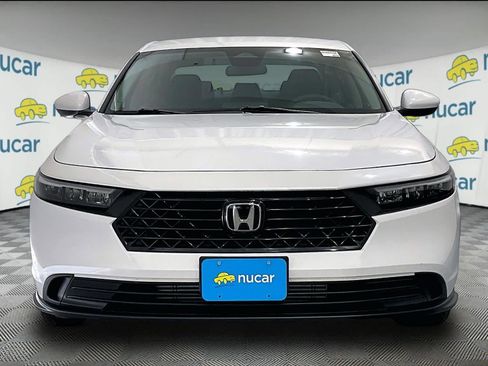 Used 2023 Honda Accord LX image 2