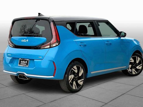 Used 2023 Kia Soul GT-Line FWD image 13