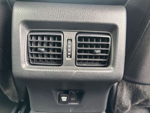 Used 2025 Toyota Camry LE FWD image 22