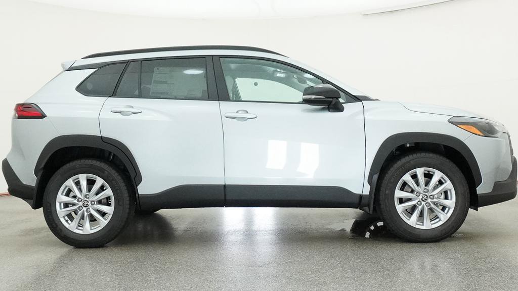 New 2026 Toyota Corolla Cross LE FWD image 30