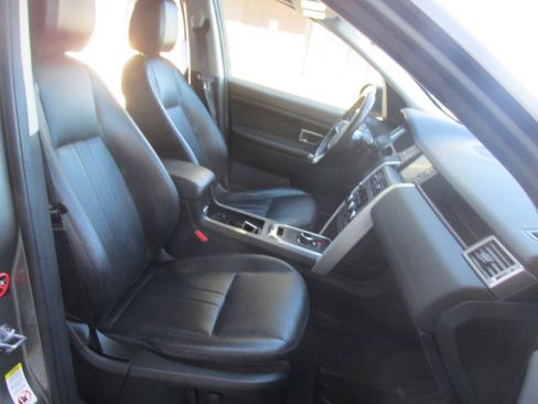 Used 2018 Land Rover Discovery Sport HSE image 63