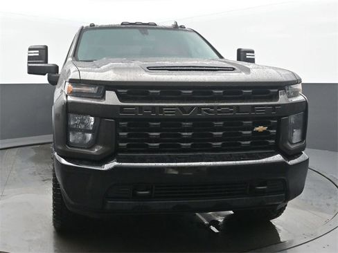 Used 2020 Chevrolet Silverado 2500 Custom w/ Custom Value Package image 8