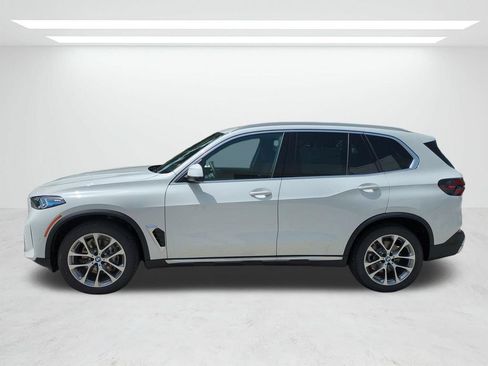 New 2026 BMW X5 xDrive40i w/ Premium Package AWD/4WD image 7