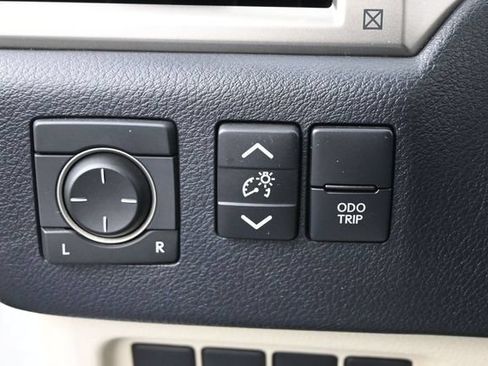 Certified 2020 Lexus GX 460 Premium w/ Premium Package AWD/4WD image 12