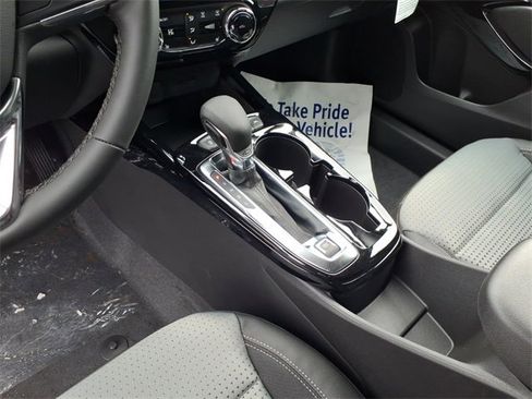 New 2026 Chevrolet Trax LT w/ LT Convenience Package image 20