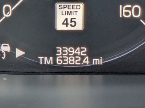 Used 2020 Volvo XC60 T5 R-Design w/ Protection Package Premier image 31