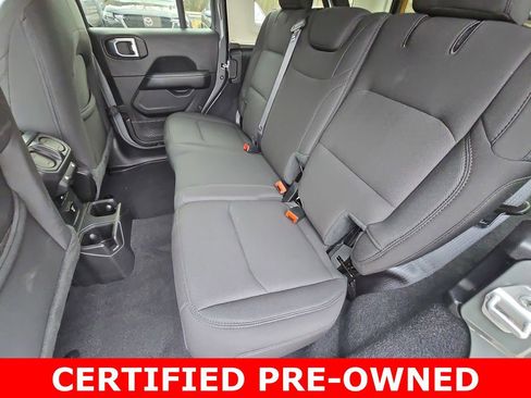 Used 2022 Jeep Wrangler Unlimited Sahara w/ Cold Weather Group image 14