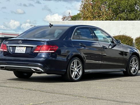 Used 2016 Mercedes-Benz E 350 Sedan image 2