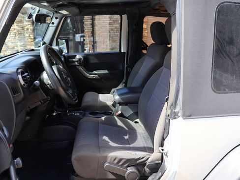 Used 2012 Jeep Wrangler Sport AWD/4WD image 16